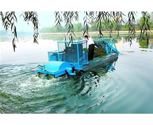 水面割草船
